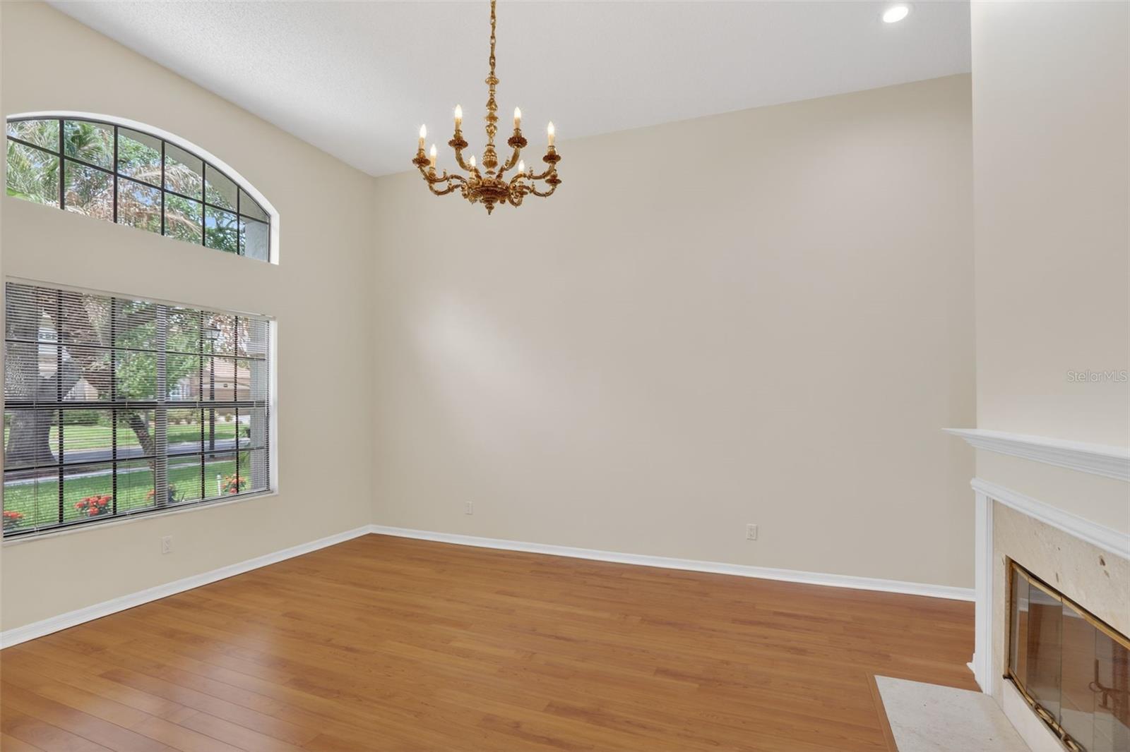 HUNTERS CREEK TR 130 PH 01 - Residential