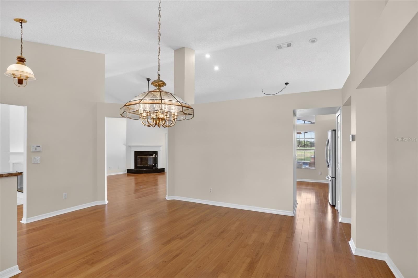 HUNTERS CREEK TR 130 PH 01 - Residential