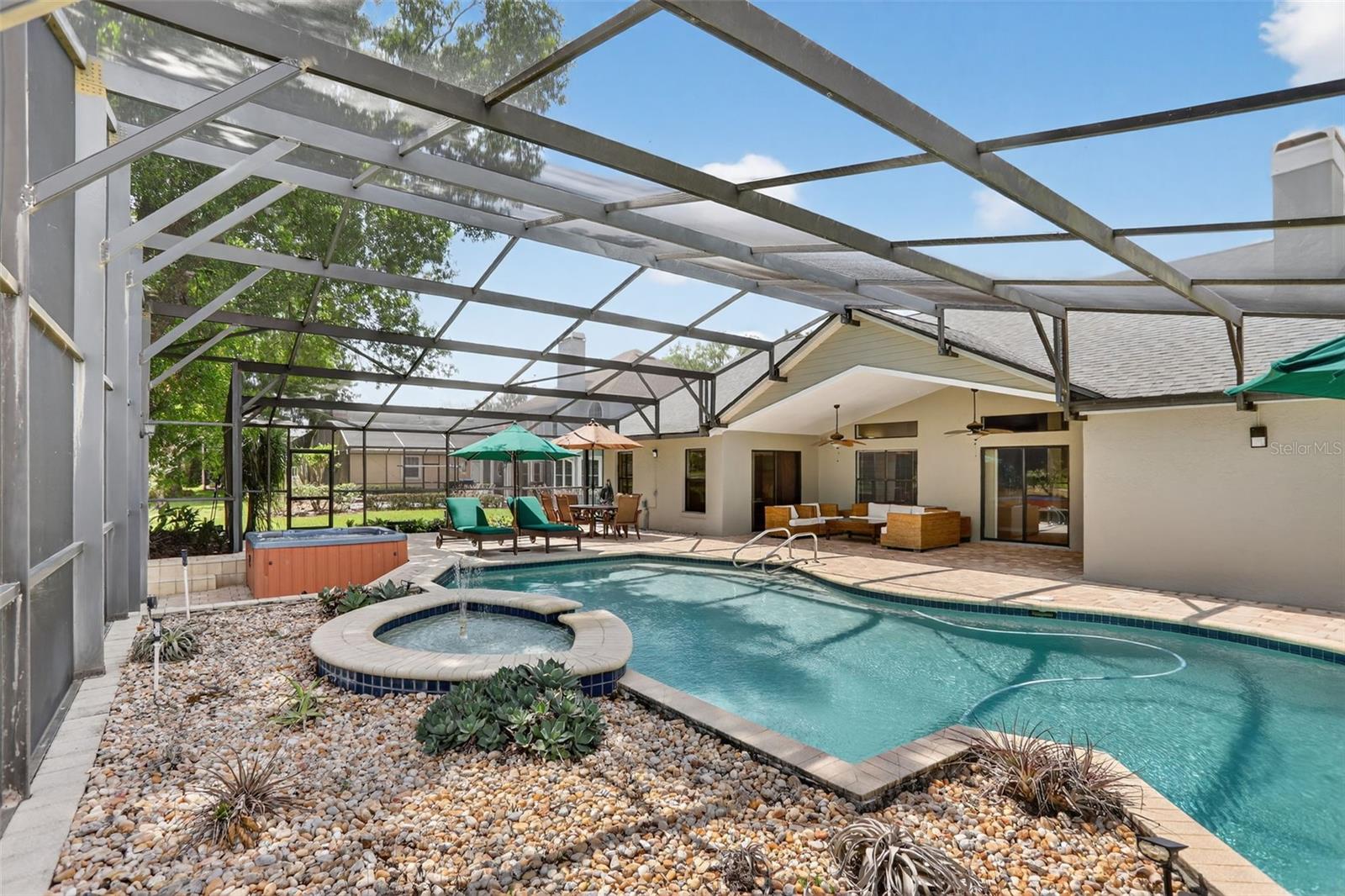 HUNTERS CREEK TR 130 PH 01 - Residential