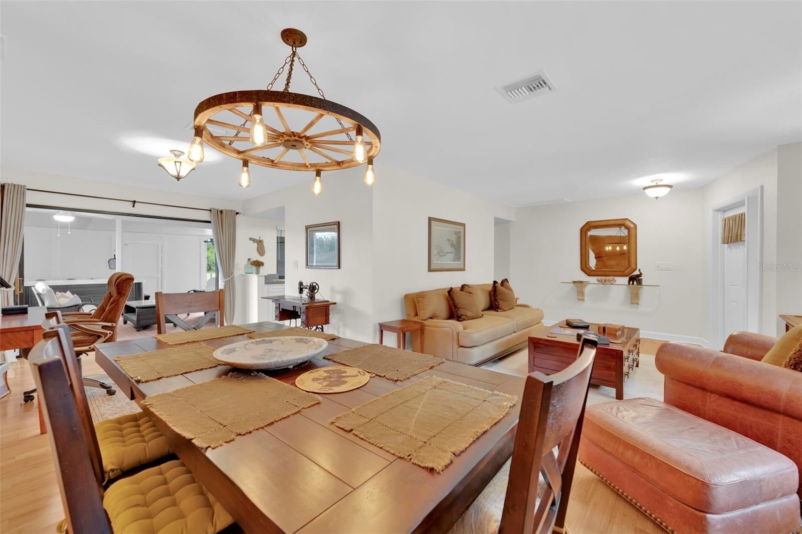 ACREAGE & UNREC - Residential