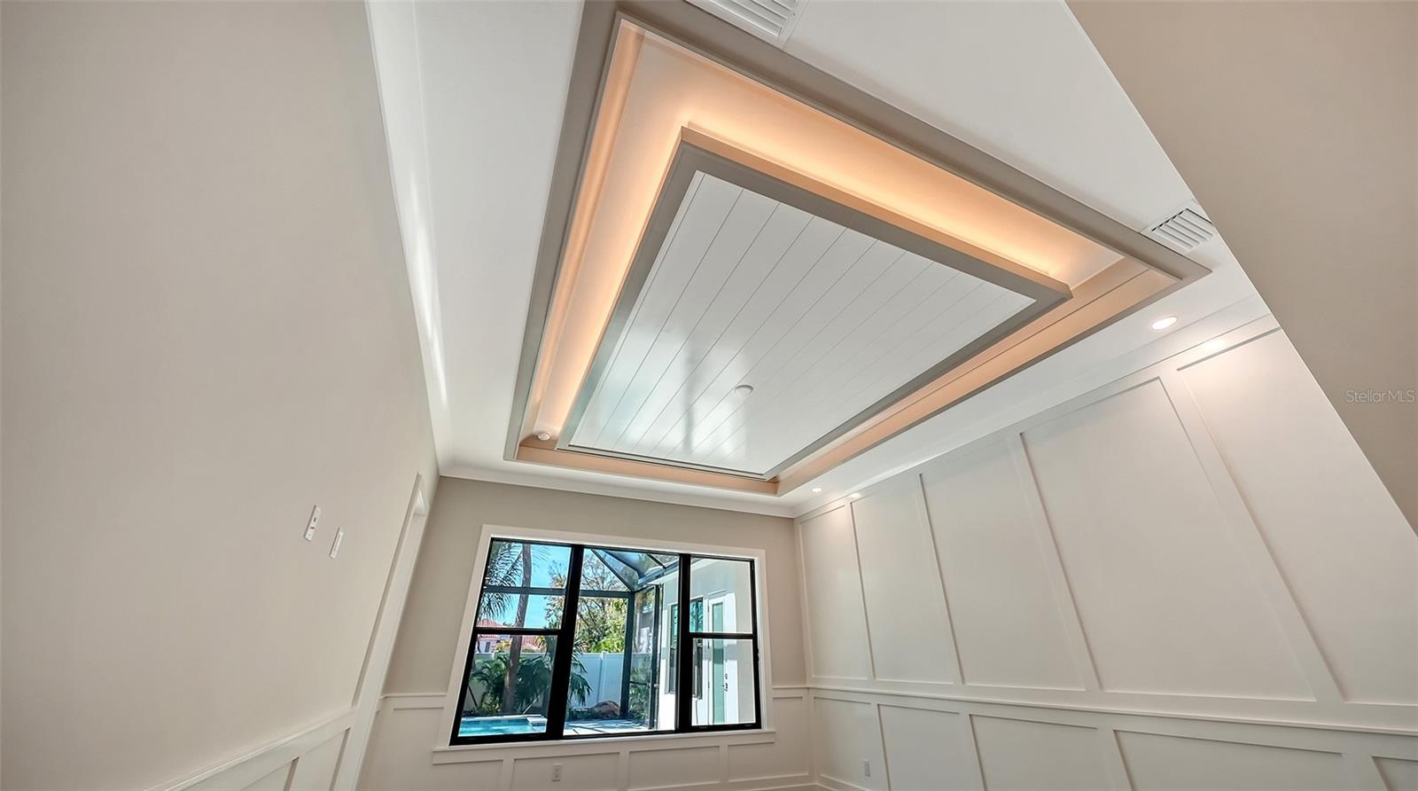 HARBOR ACRES - Residential