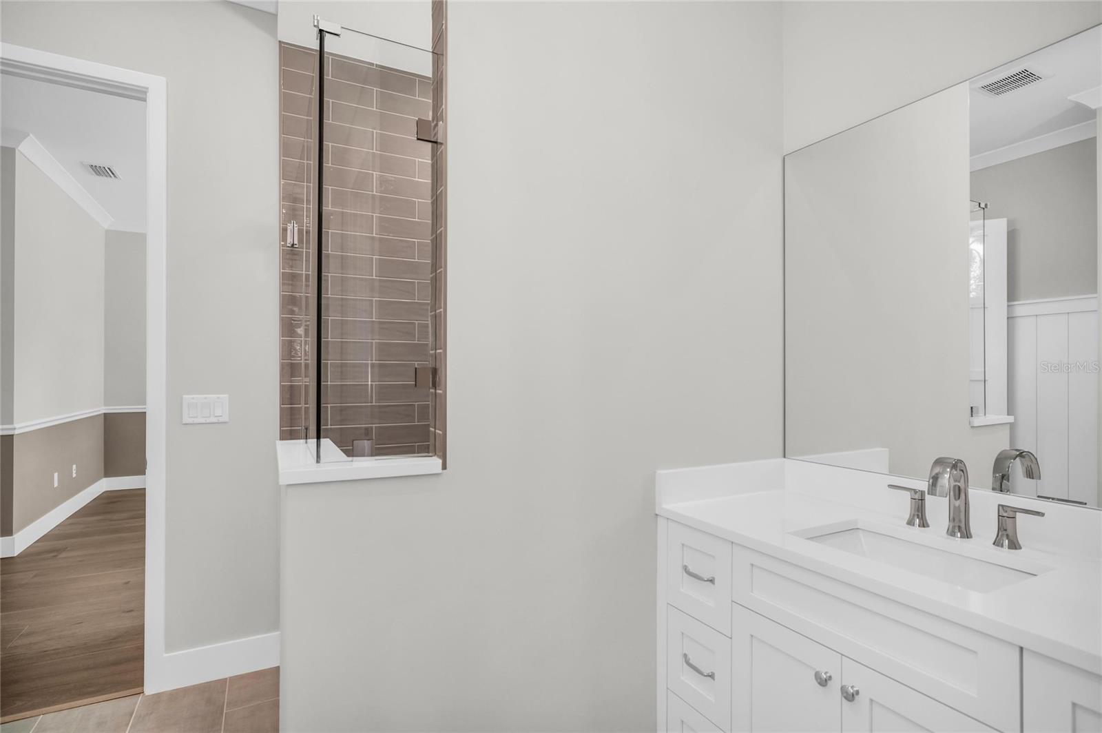 HARBOR ACRES - Residential