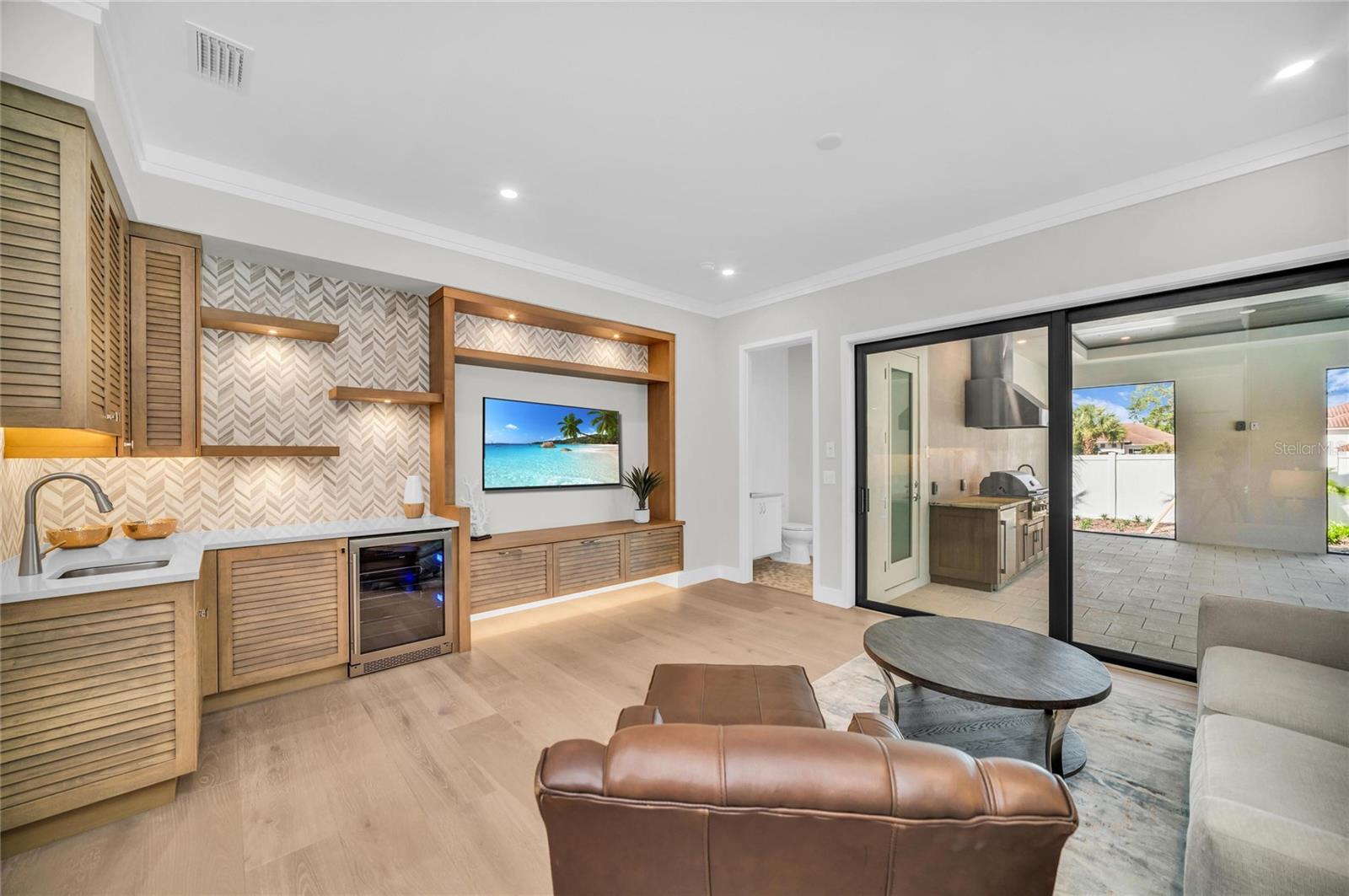 HARBOR ACRES - Residential