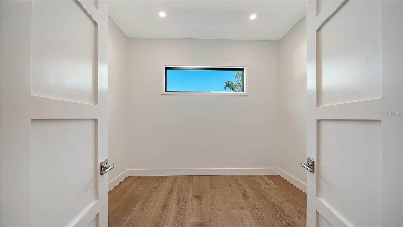 HARBOR ACRES - Residential