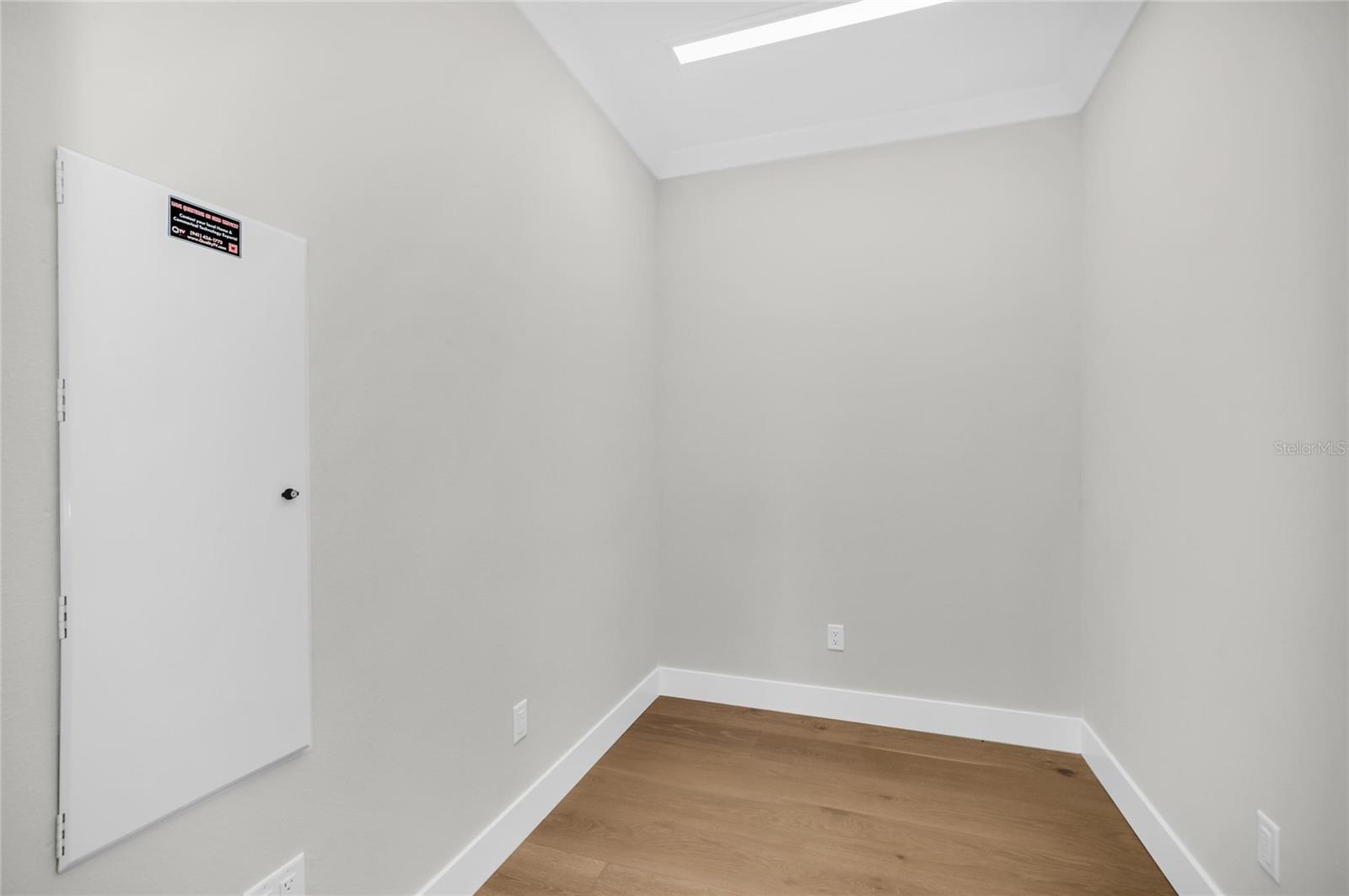HARBOR ACRES - Residential