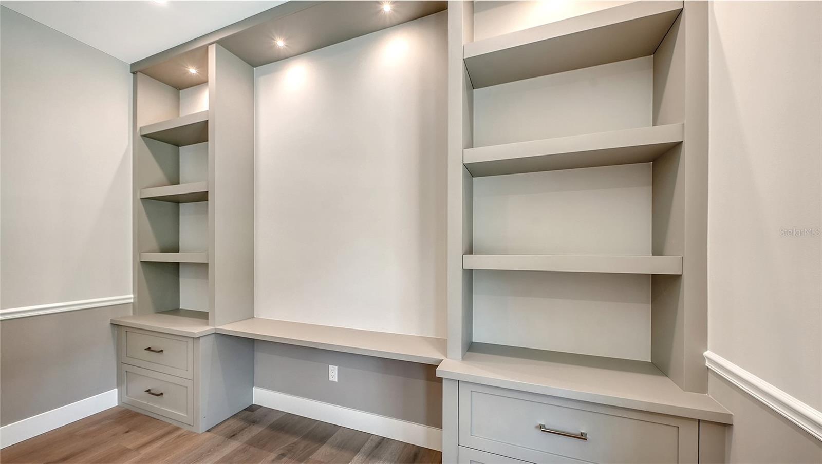 HARBOR ACRES - Residential