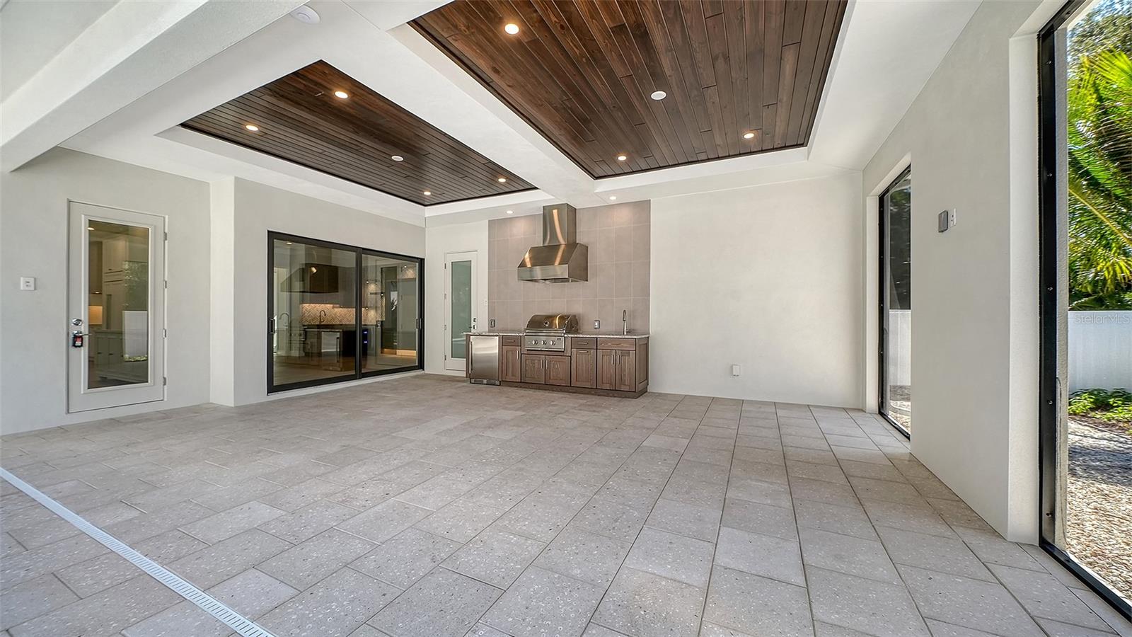 HARBOR ACRES - Residential