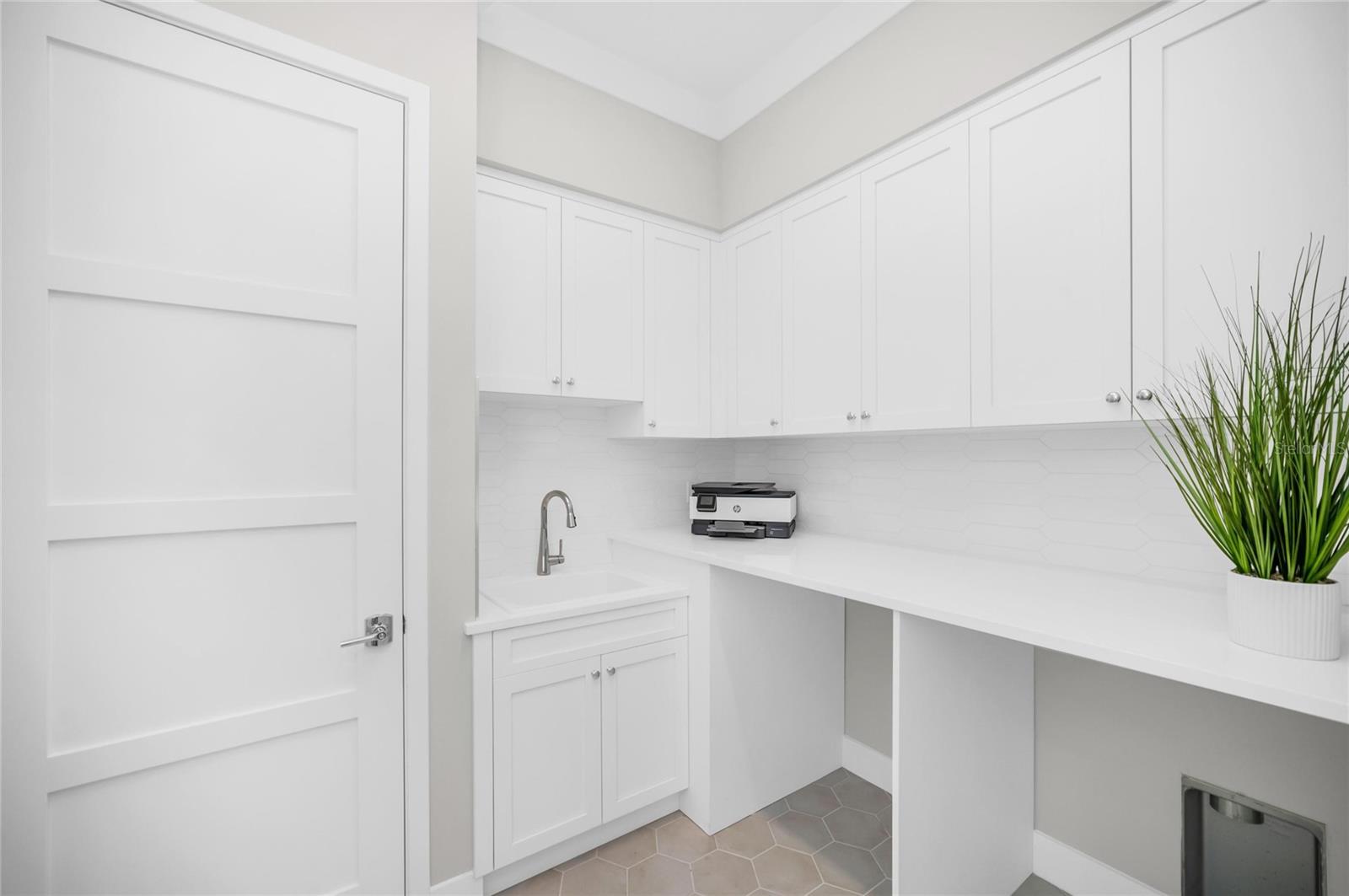 HARBOR ACRES - Residential