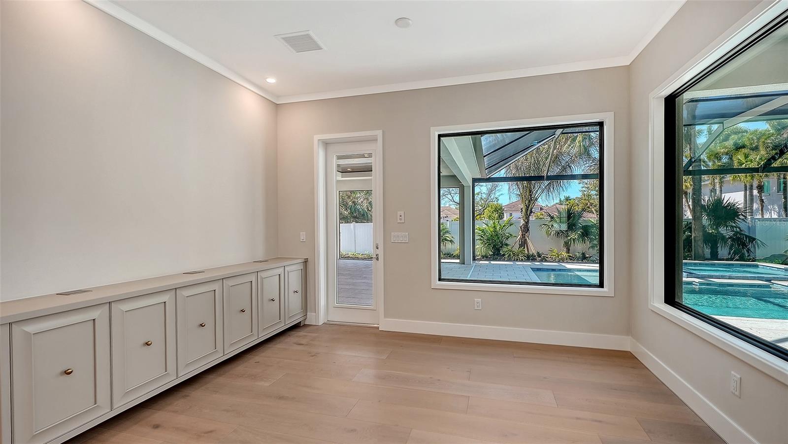 HARBOR ACRES - Residential