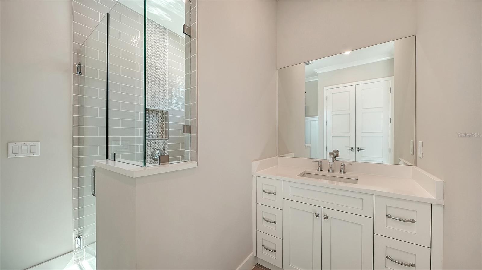 HARBOR ACRES - Residential