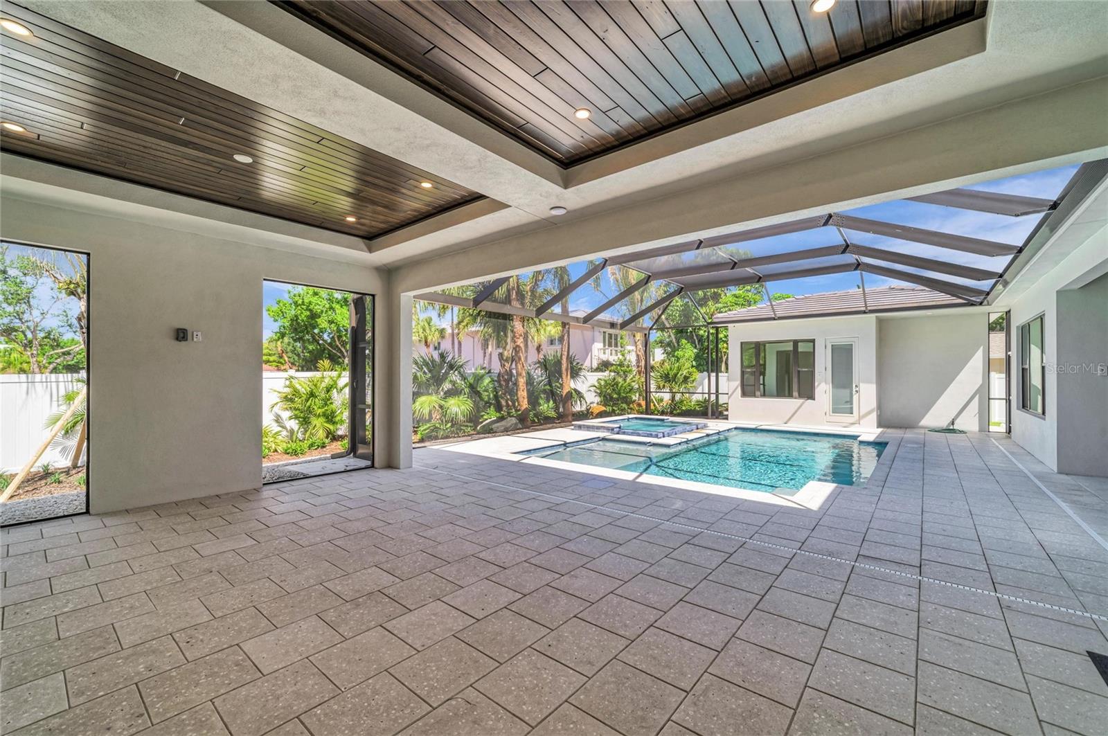 HARBOR ACRES - Residential