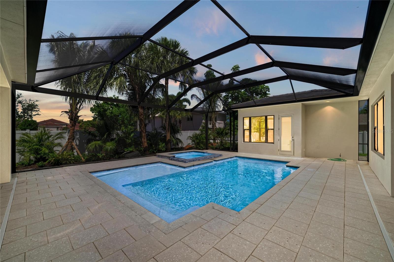 HARBOR ACRES - Residential