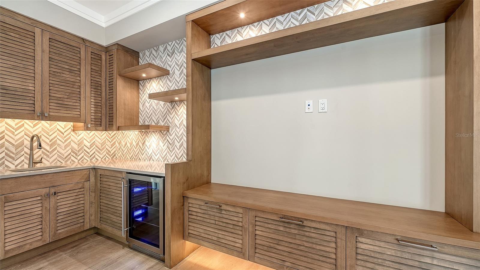 HARBOR ACRES - Residential