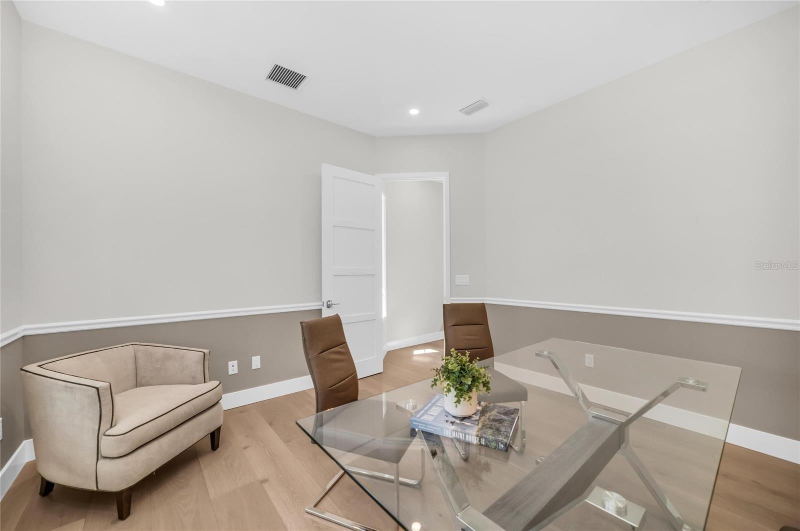HARBOR ACRES - Residential