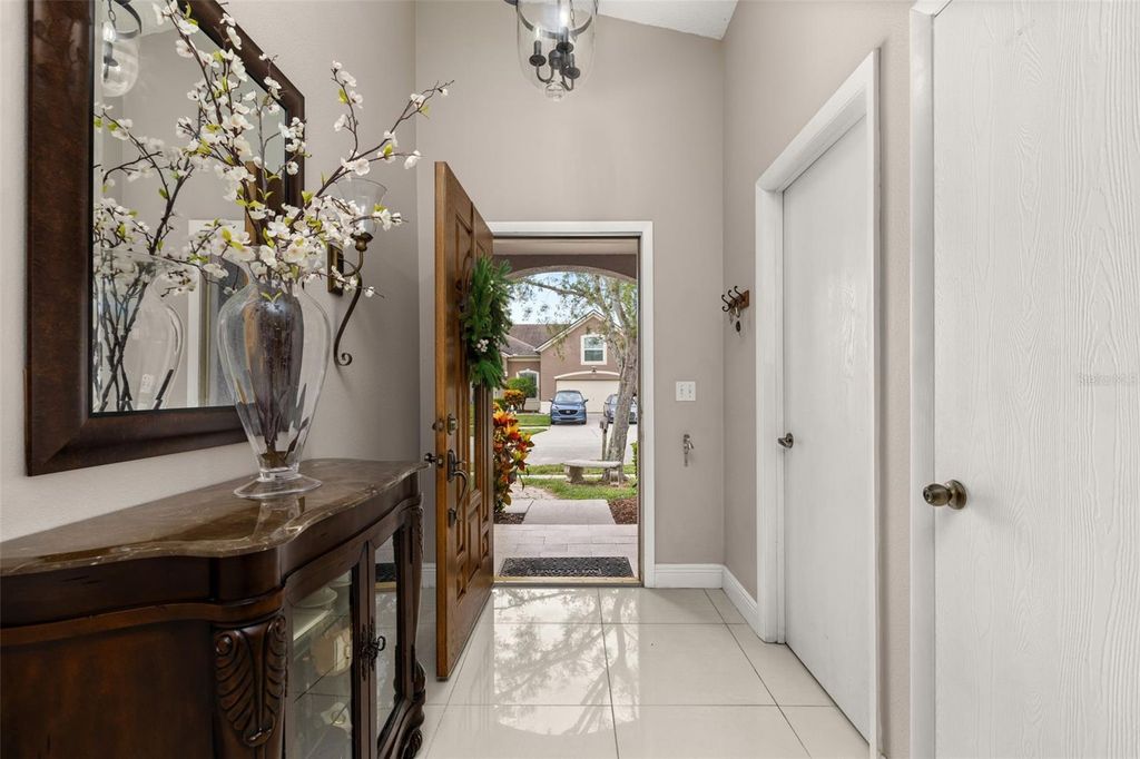 Photo of 211 Lockbreeze Drive, Davenport, FL 33897 (MLS # S5134698)