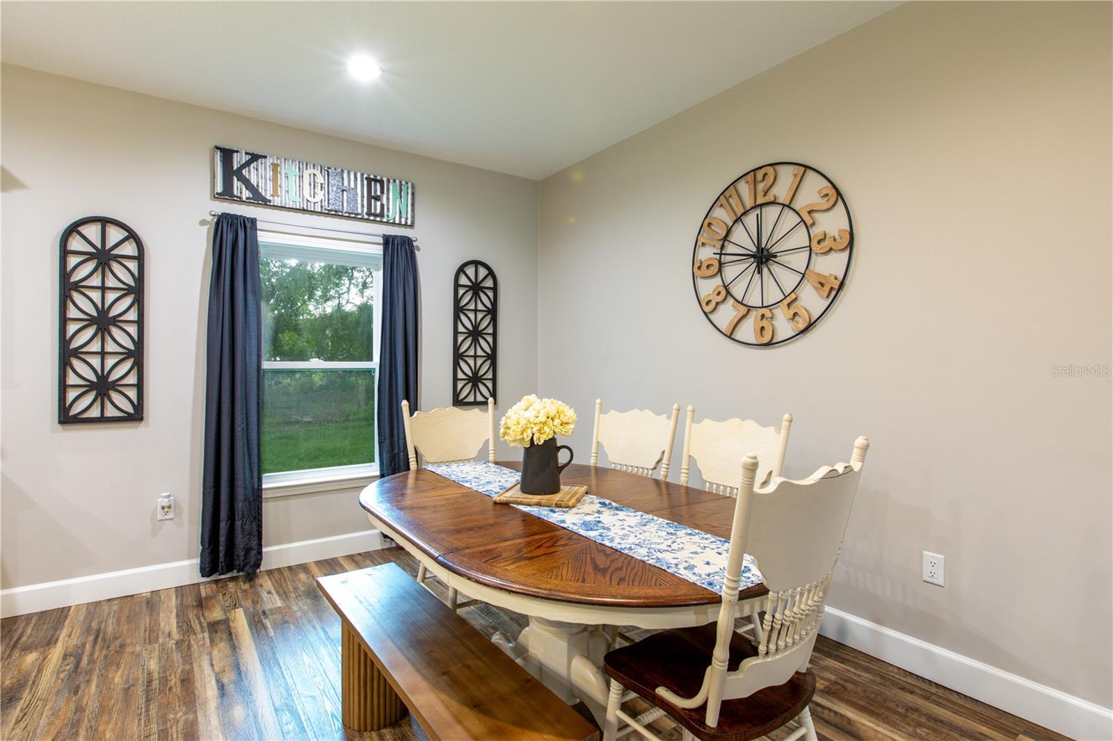 SILVER OAKS SUB PH 3 - Residential