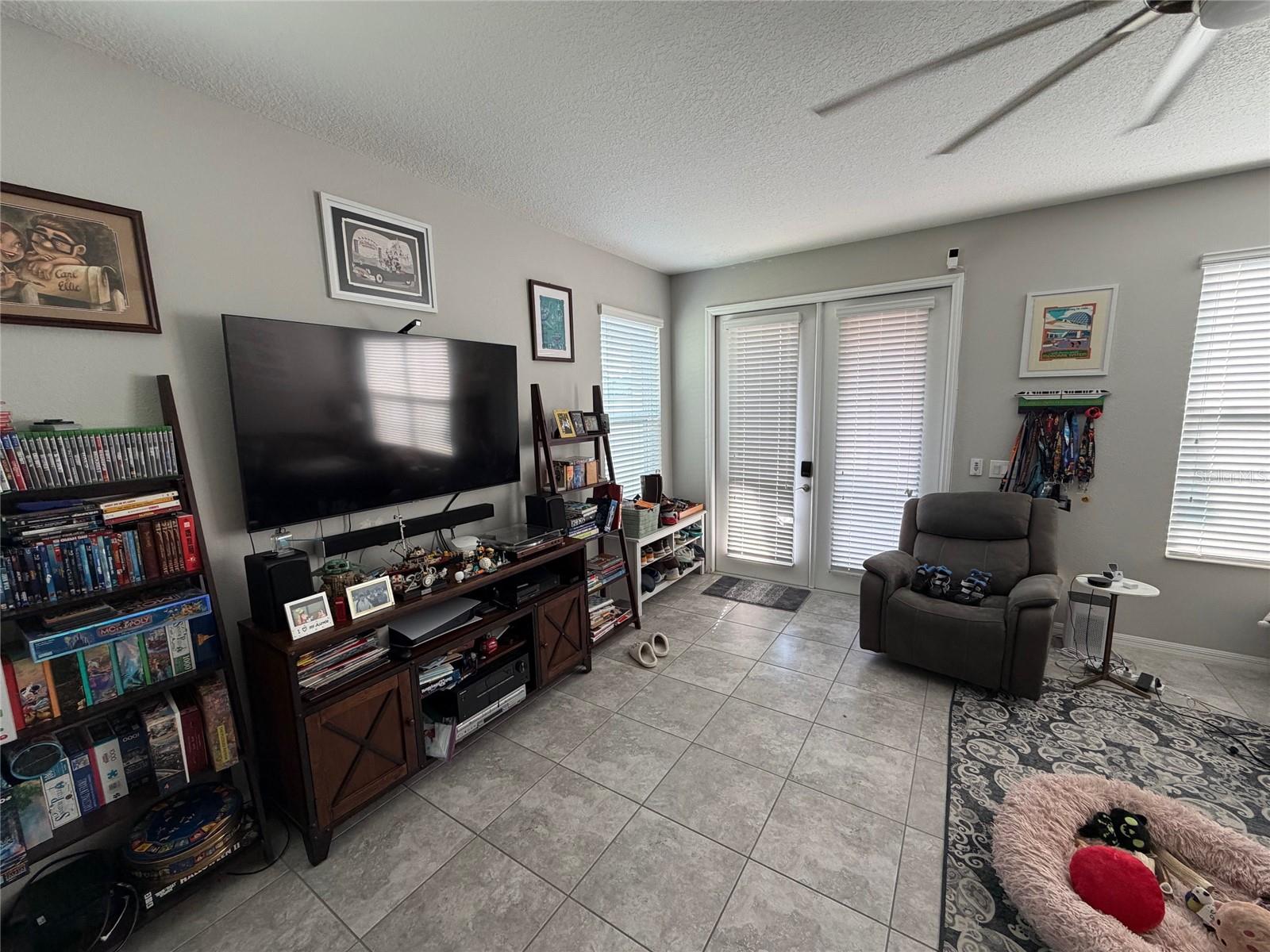 HIGHLANDS AT SUMMERLAKE GROVES - Residential