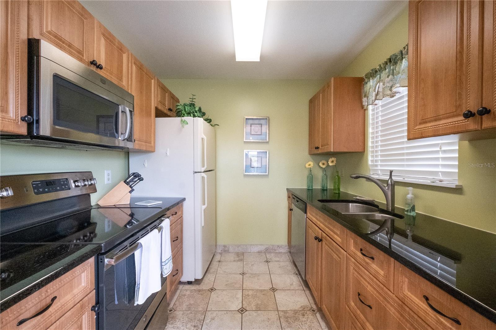 SHORELINE TERRACES I AT PERICO BAY 2&3 - Residential Lease