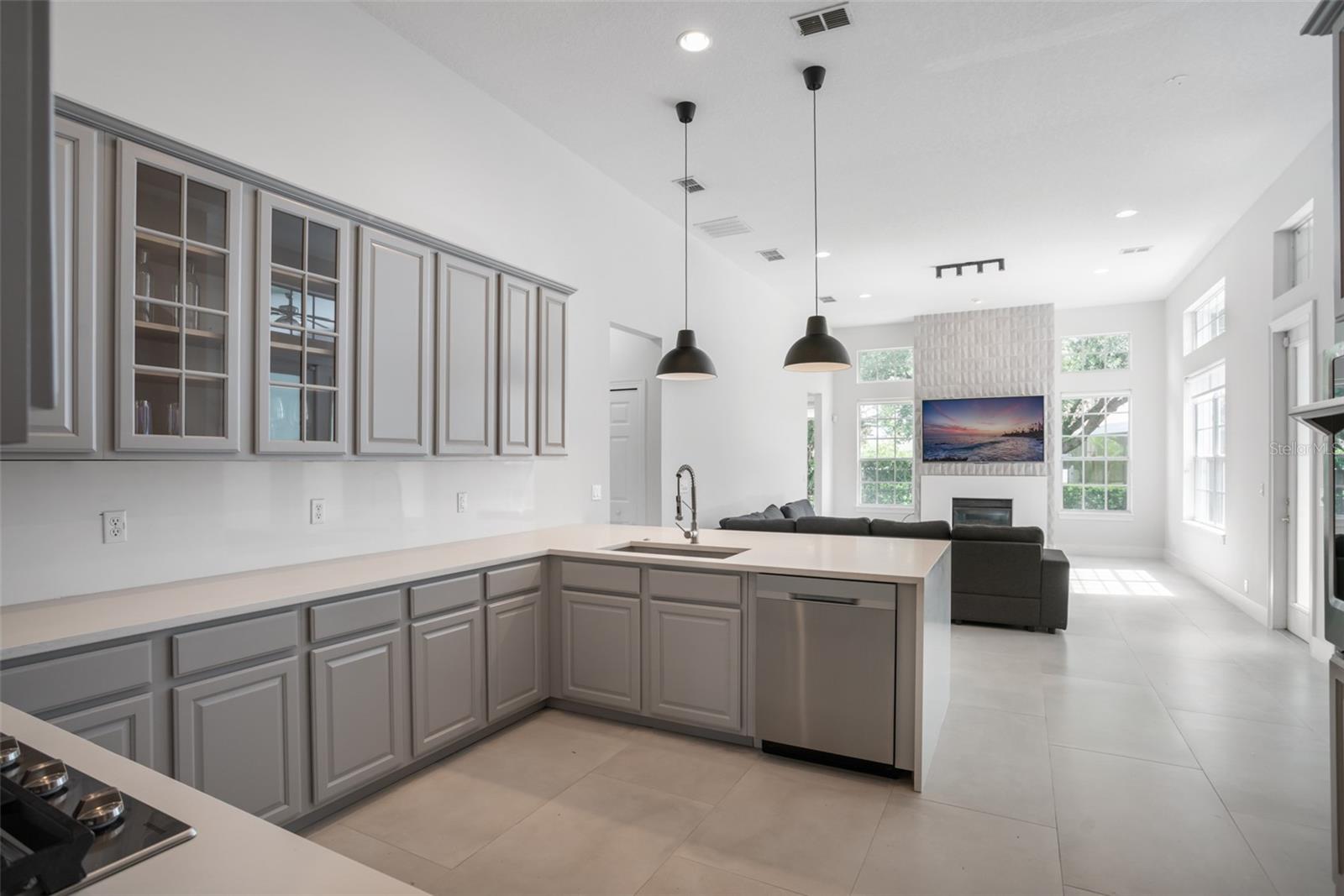 11537 CLAYMONT CIR