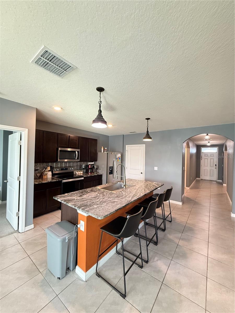 AVALON PARK WEST-NORTH PH 1A & - Residential Lease