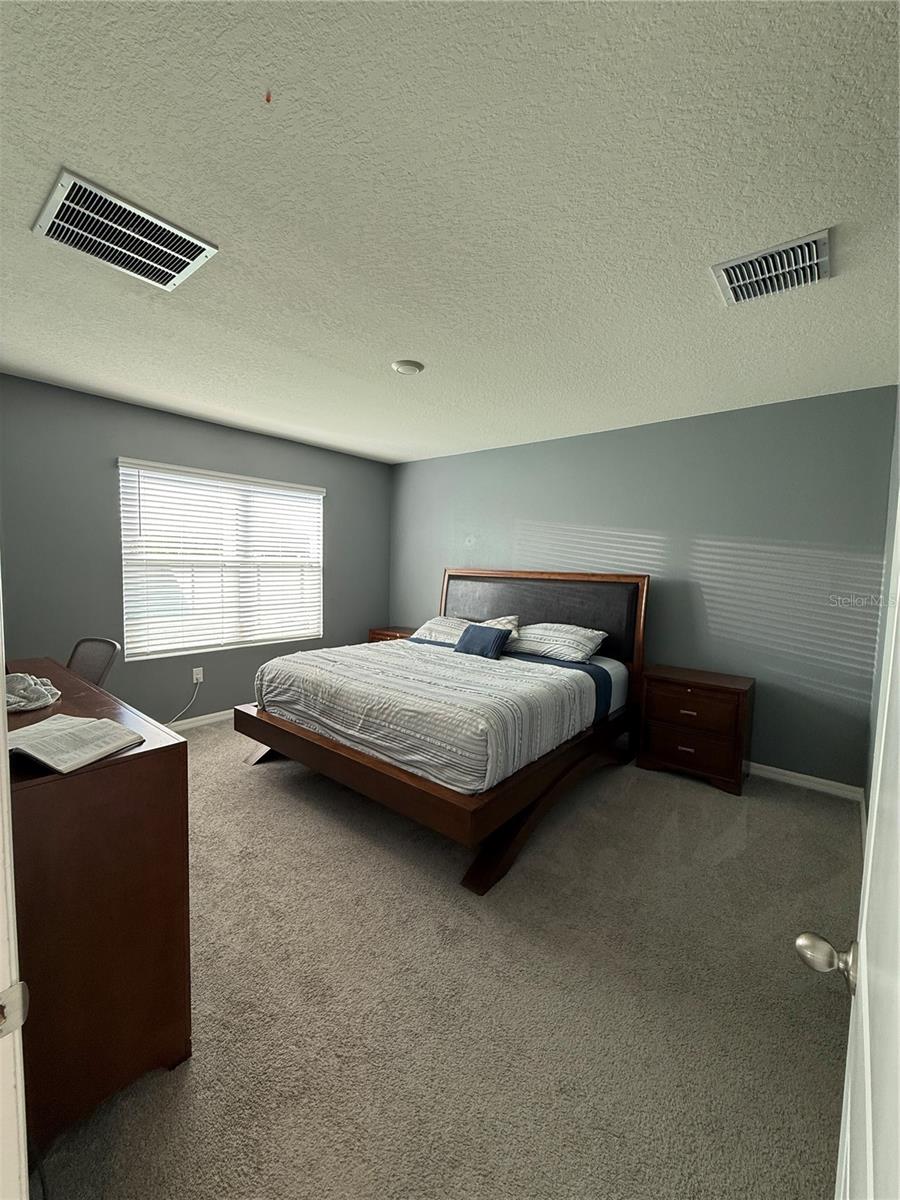 AVALON PARK WEST-NORTH PH 1A & - Residential Lease