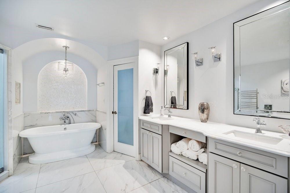 FOREST BROOK - Residential