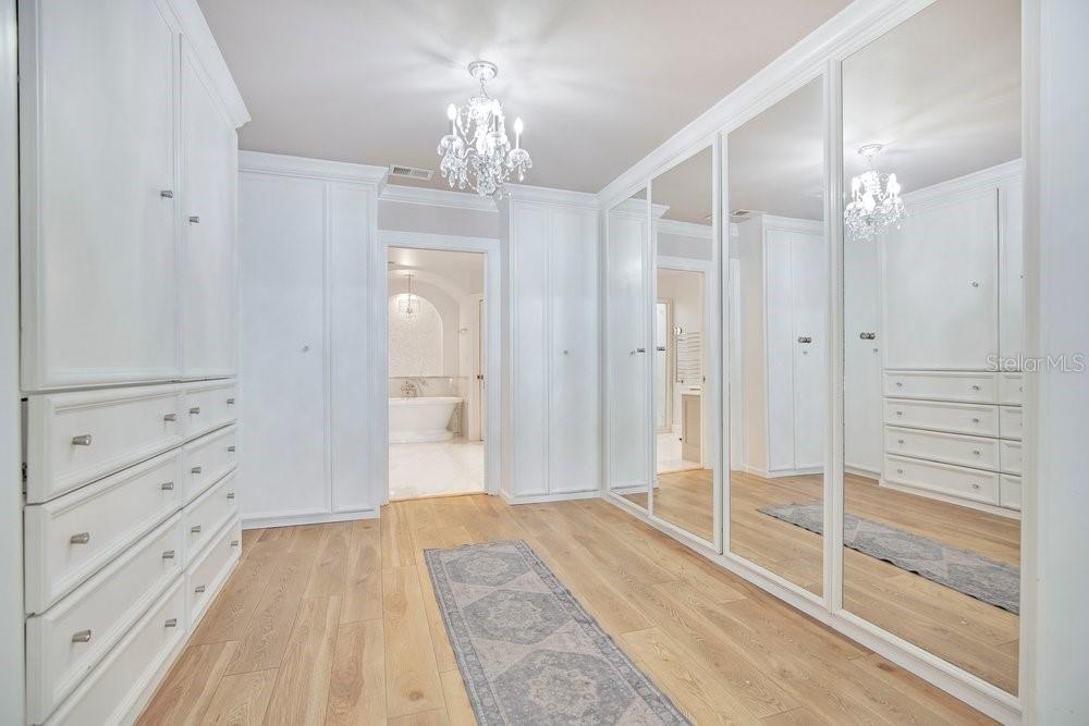 FOREST BROOK - Residential