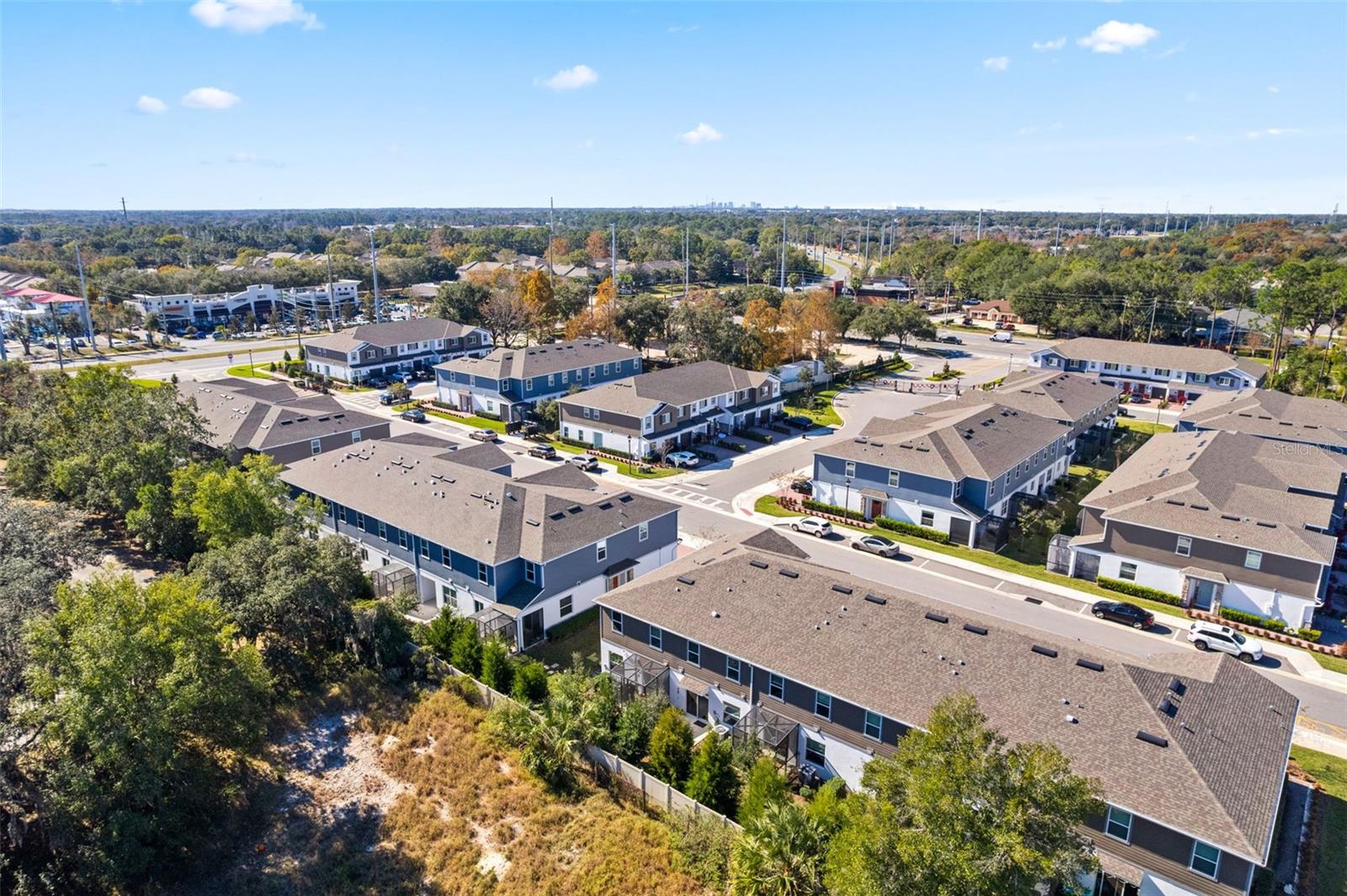 TOWNS AT TUSKAWILLA COMMONS - Residential