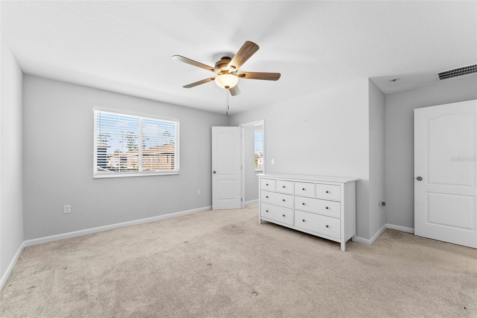 TOWNS AT TUSKAWILLA COMMONS - Residential