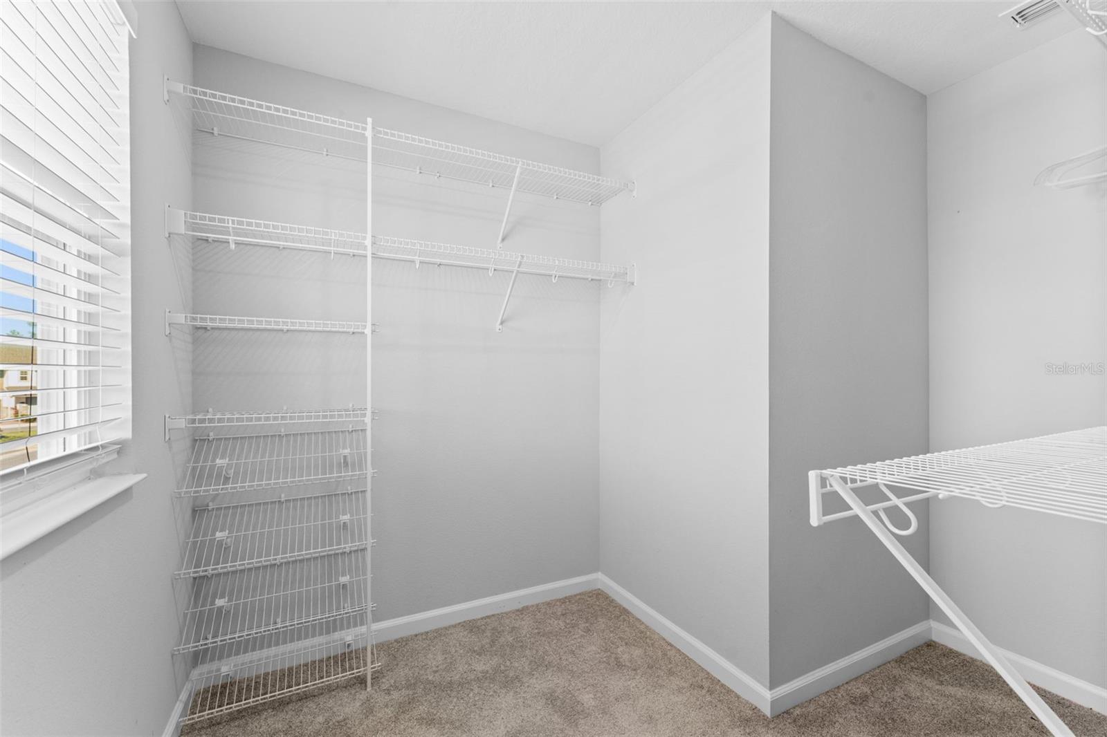 TOWNS AT TUSKAWILLA COMMONS - Residential