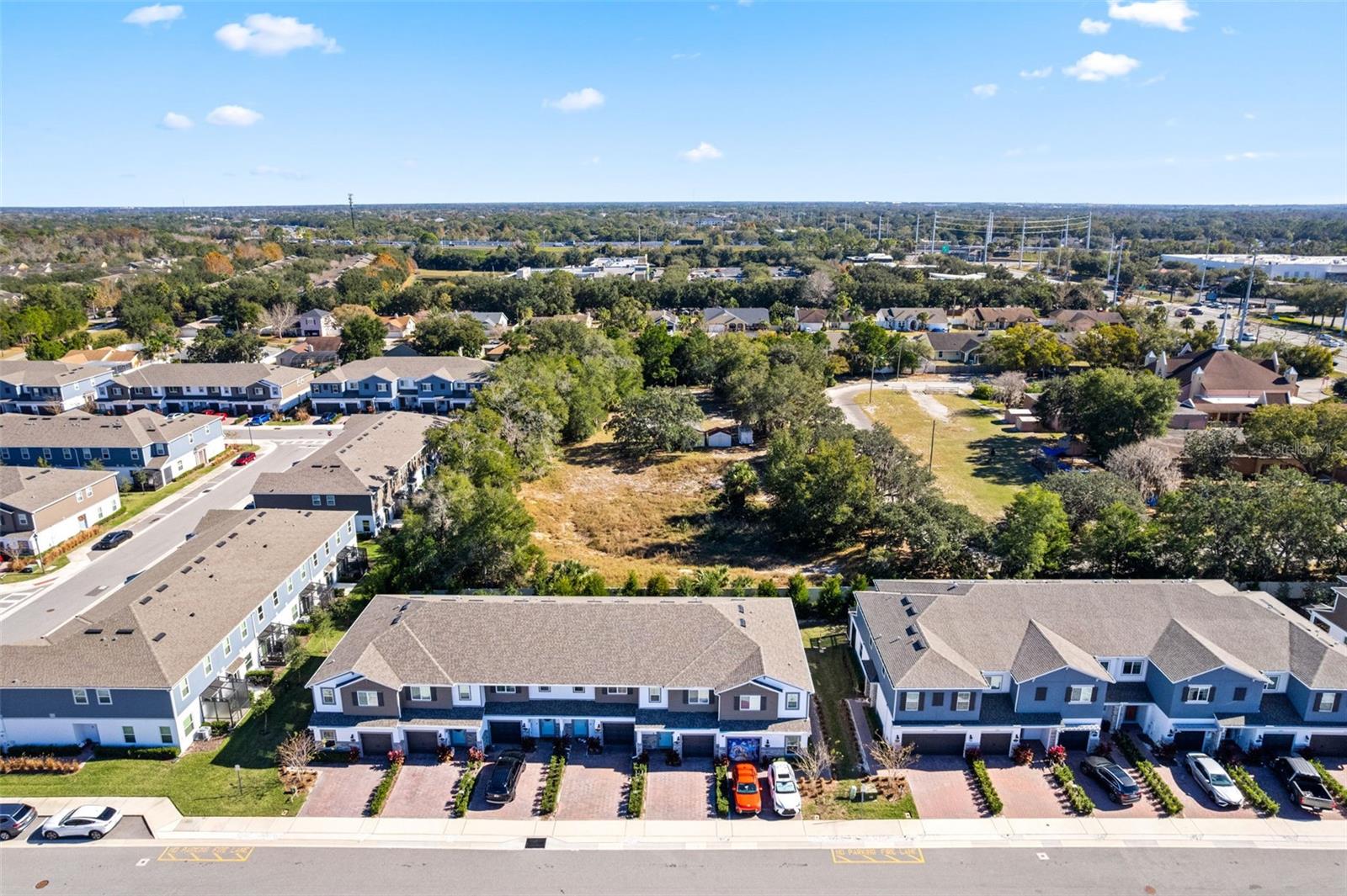 TOWNS AT TUSKAWILLA COMMONS - Residential