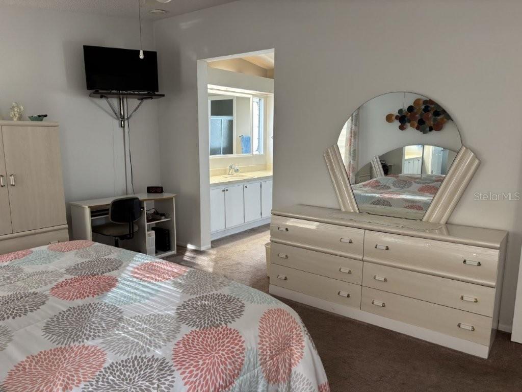 ORANGE BLOSSOM GARDENS UN #6 - Residential Lease