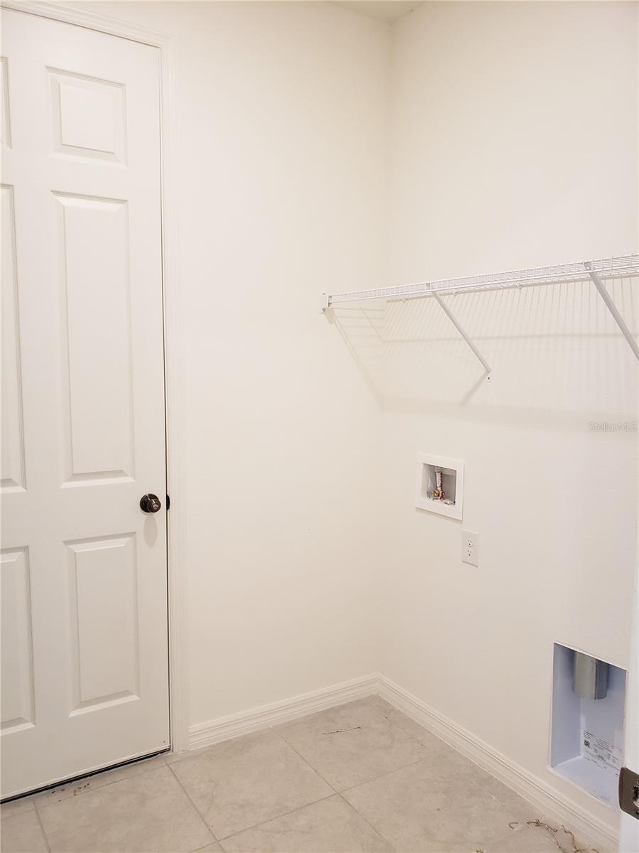 GRADY POINTE - Residential Lease