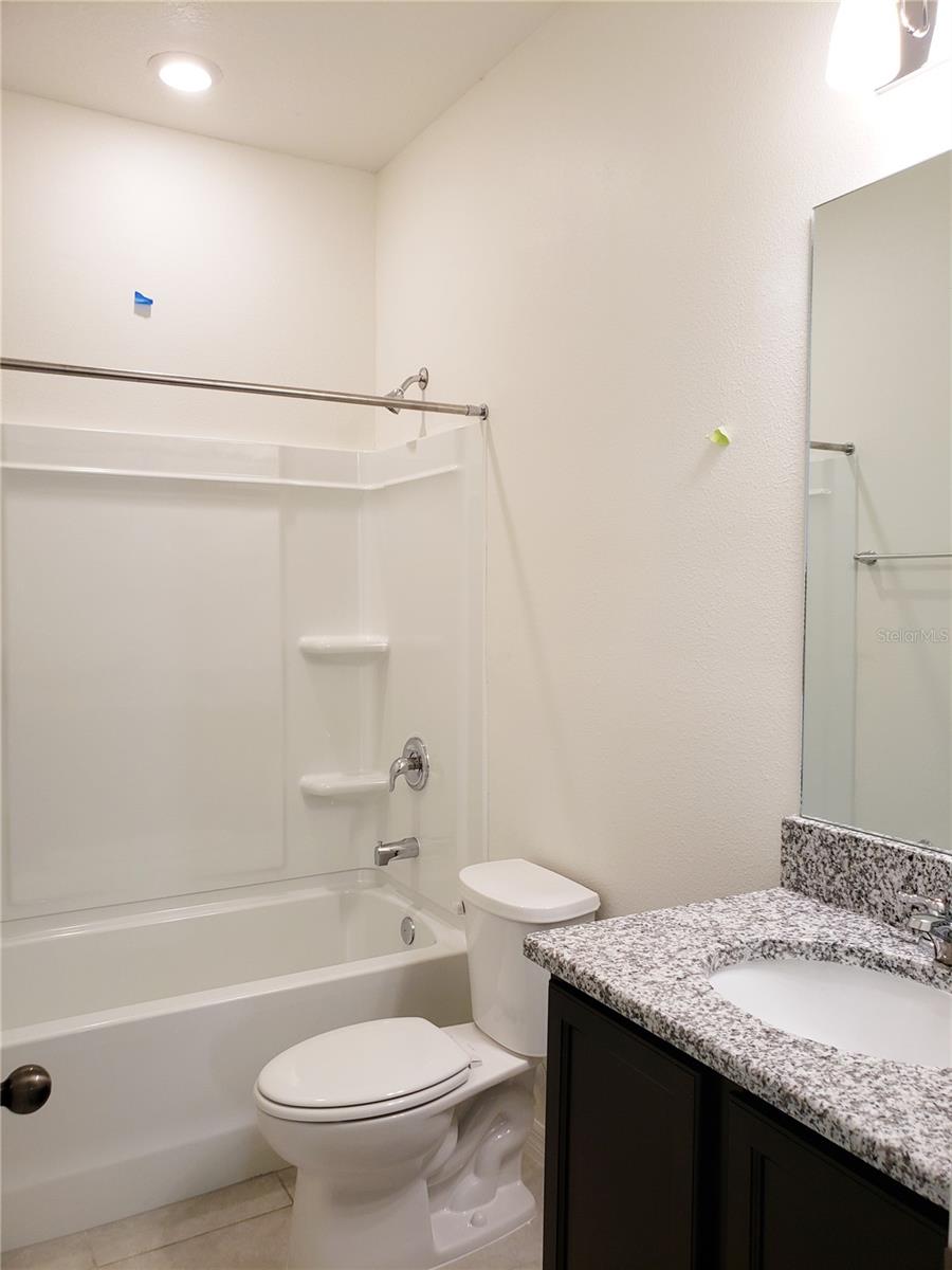GRADY POINTE - Residential Lease