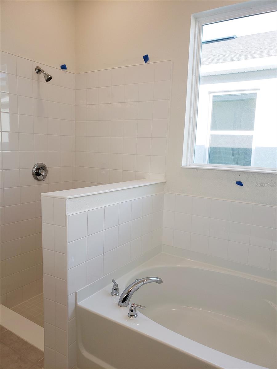 GRADY POINTE - Residential Lease