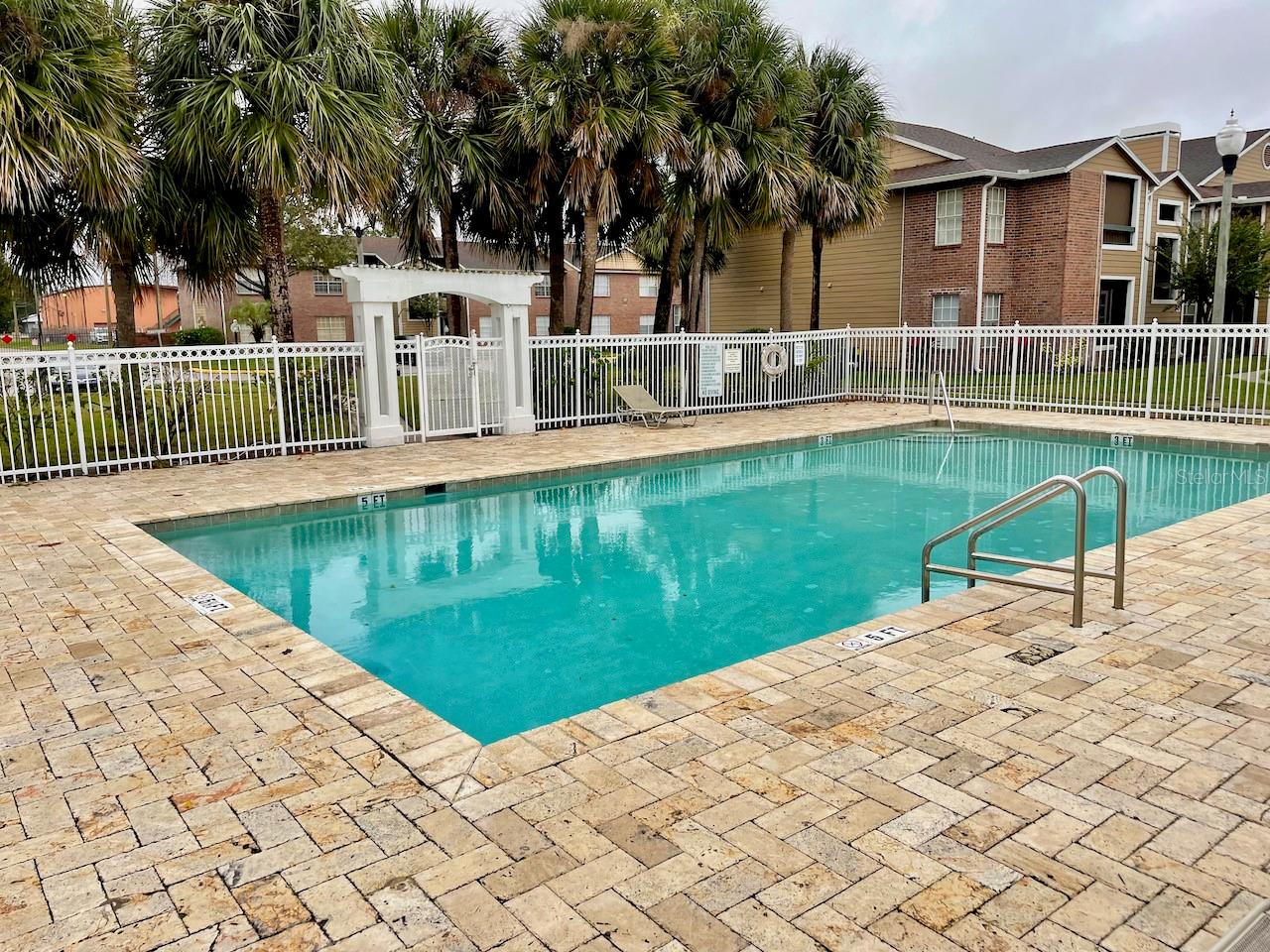 REGENCY GARDENS - Residential