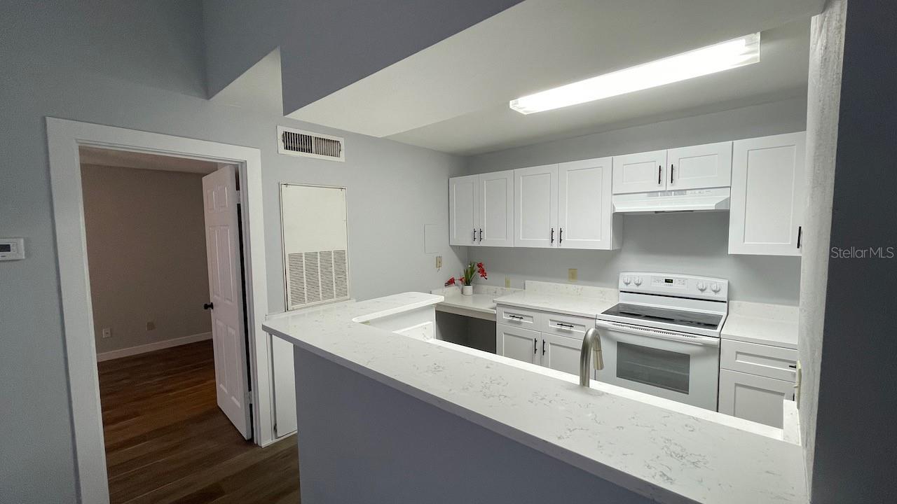 REGENCY GARDENS - Residential