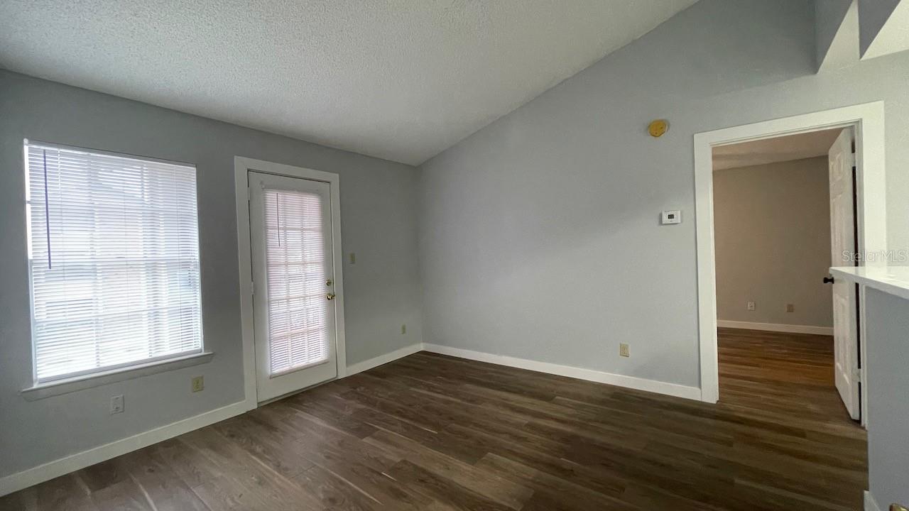 REGENCY GARDENS - Residential