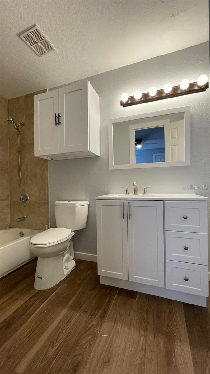 REGENCY GARDENS - Residential