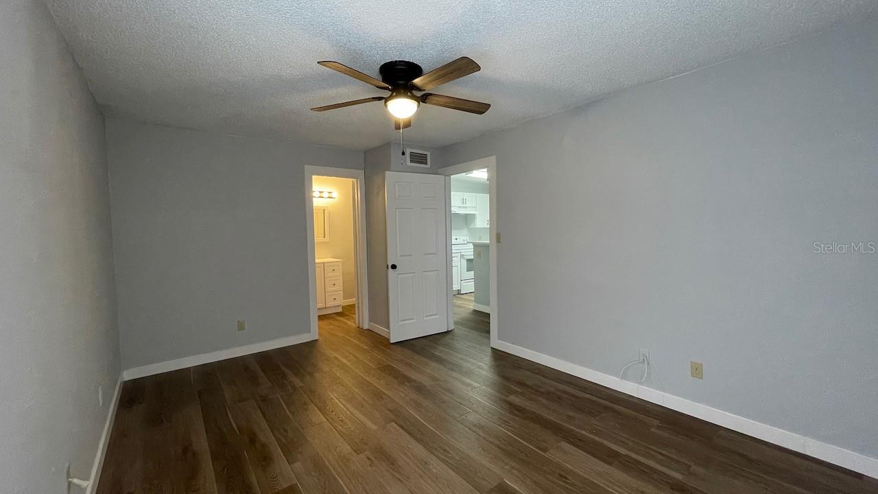 REGENCY GARDENS - Residential