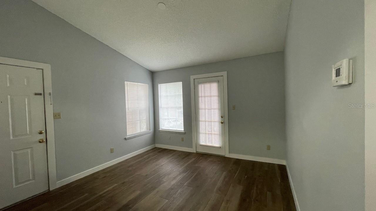 REGENCY GARDENS - Residential