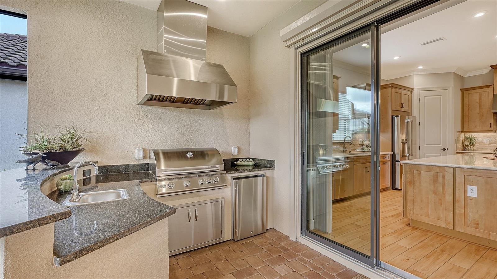 AZARIO ESPLANADE PH II SUBPH C-O - Residential