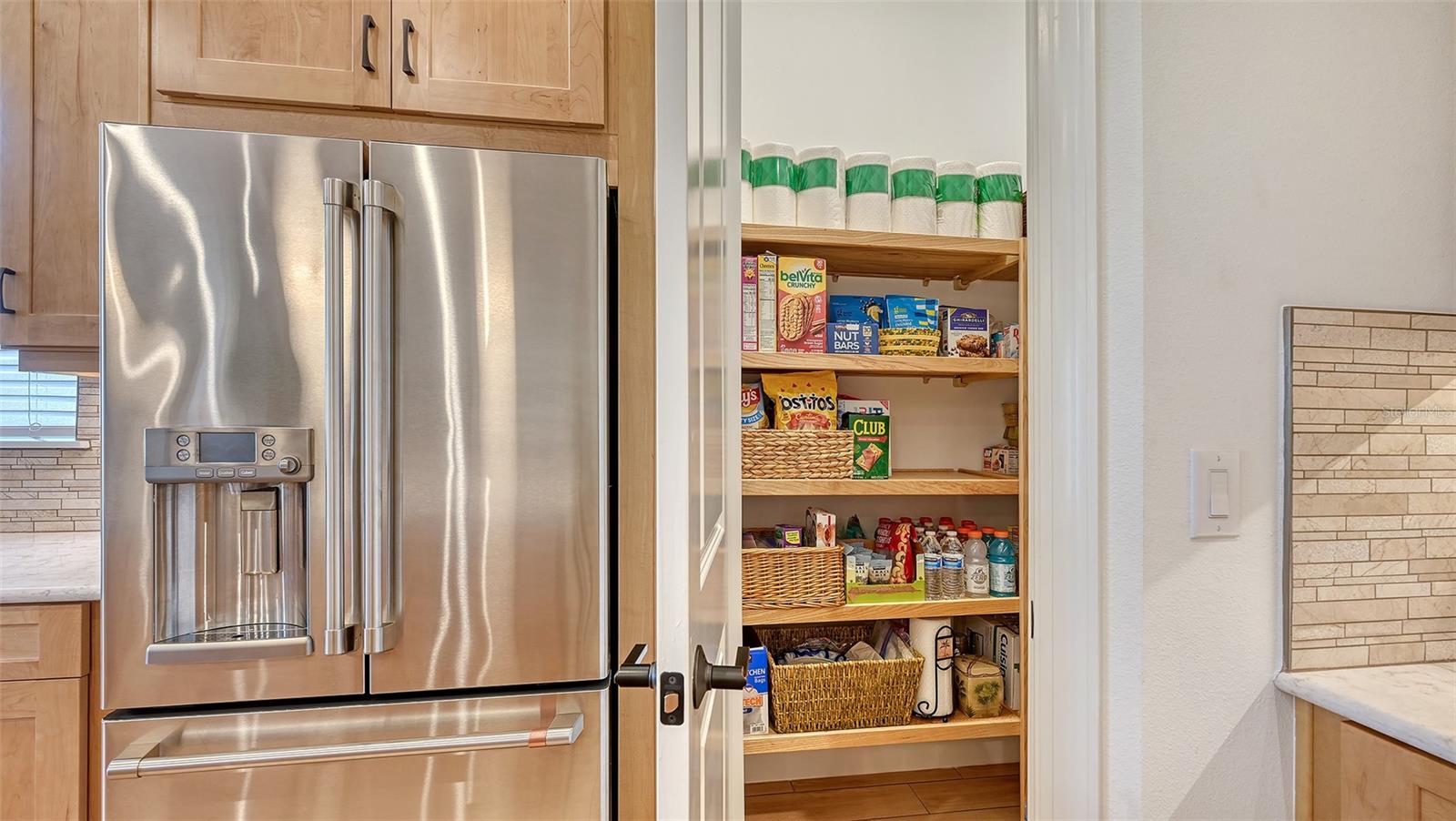 AZARIO ESPLANADE PH II SUBPH C-O - Residential