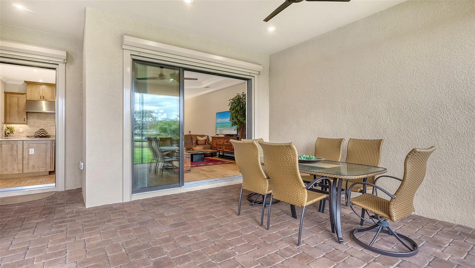 AZARIO ESPLANADE PH II SUBPH C-O - Residential