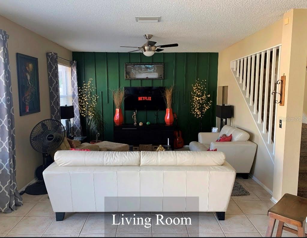 LE CLARE SHORES - Residential