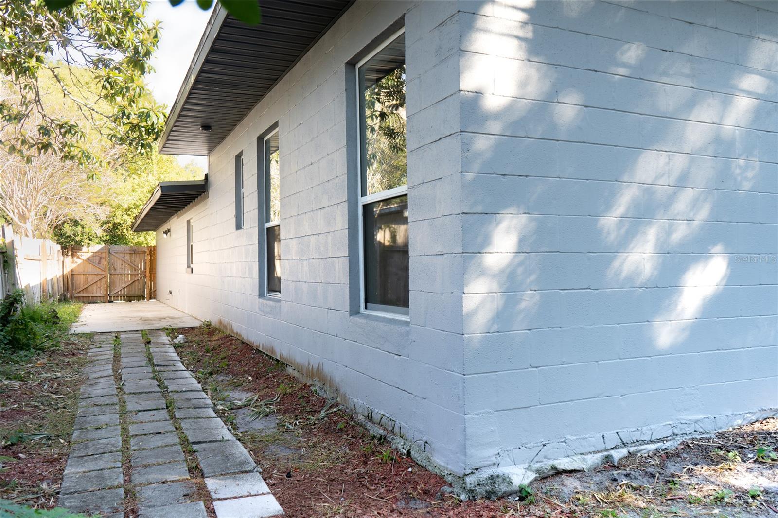 ENGELWOOD PARK - Residential