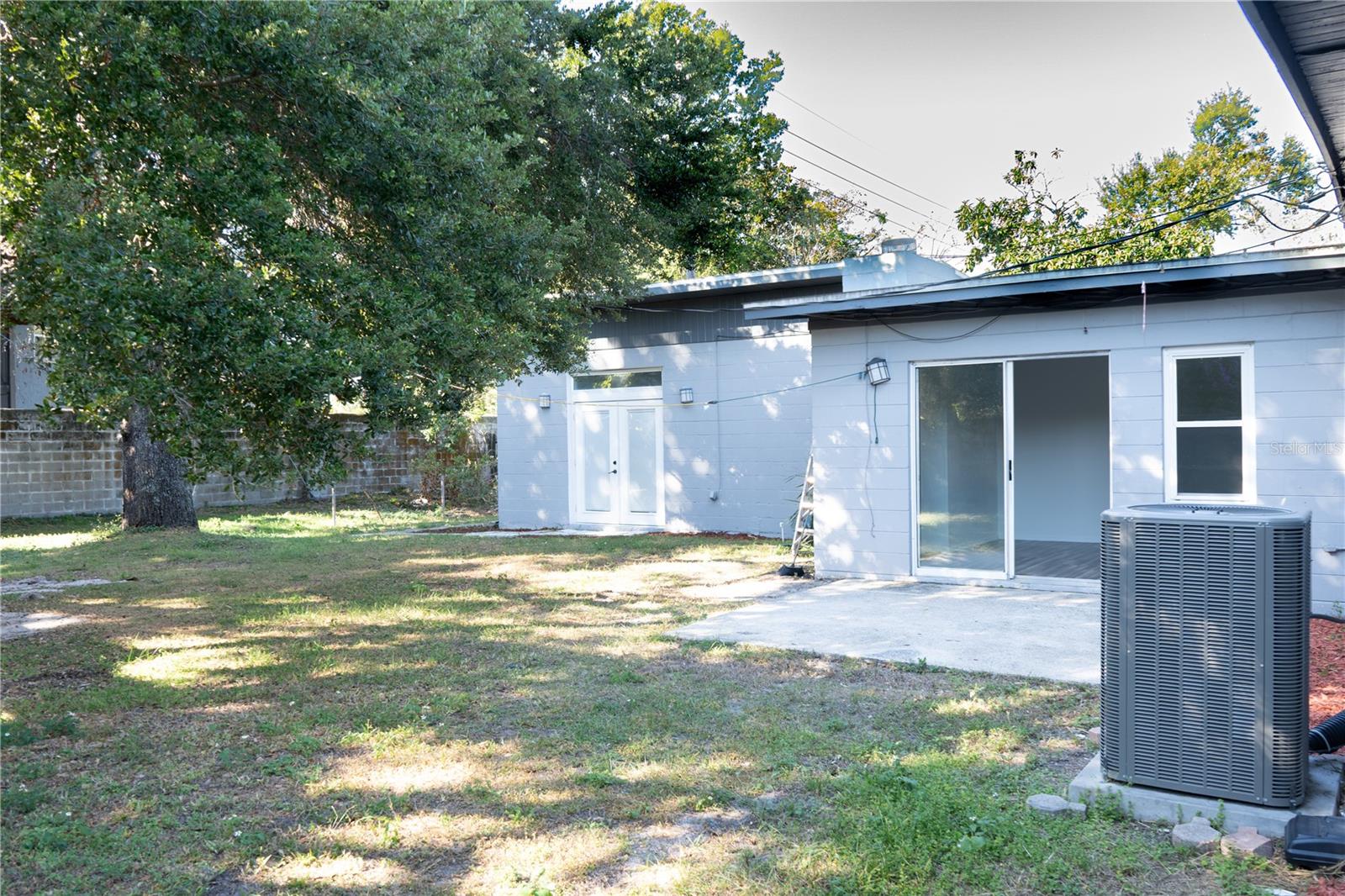 ENGELWOOD PARK - Residential