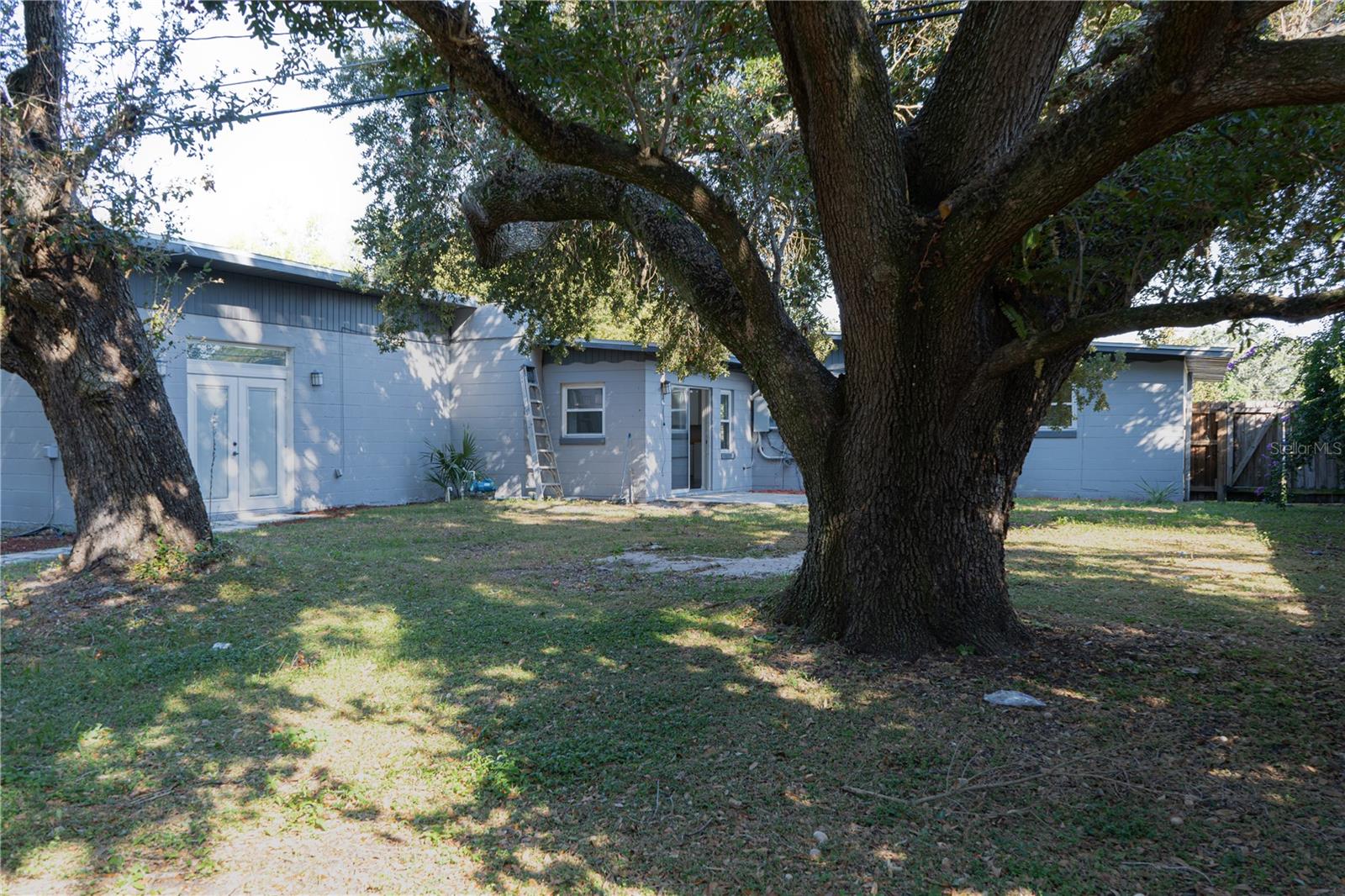 ENGELWOOD PARK - Residential