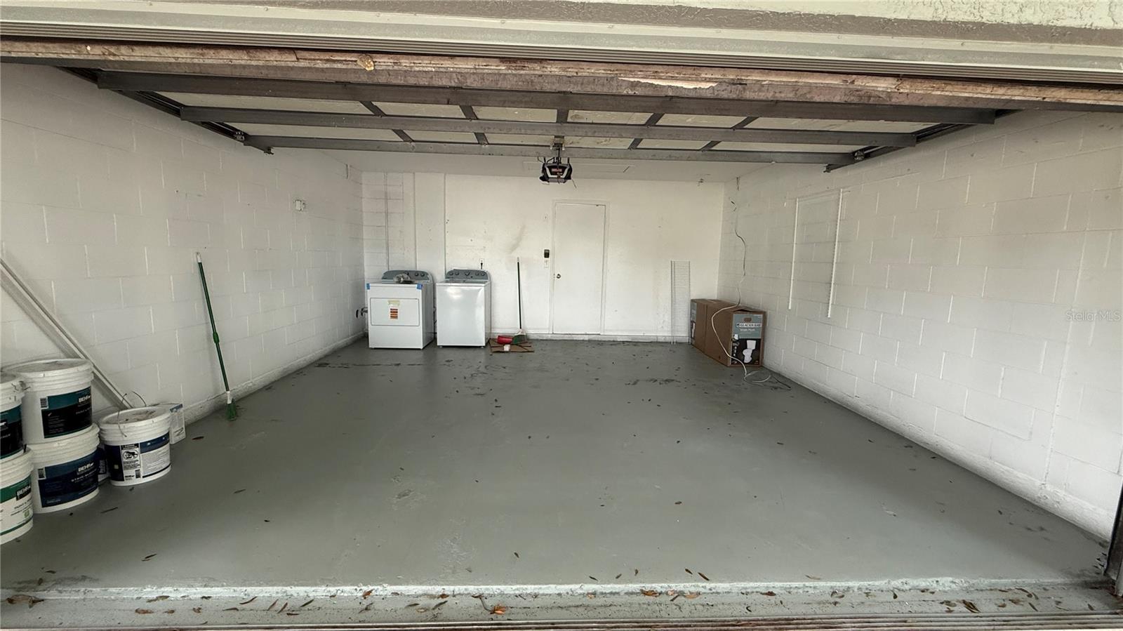 WESTCHESTER PH II - Residential Lease