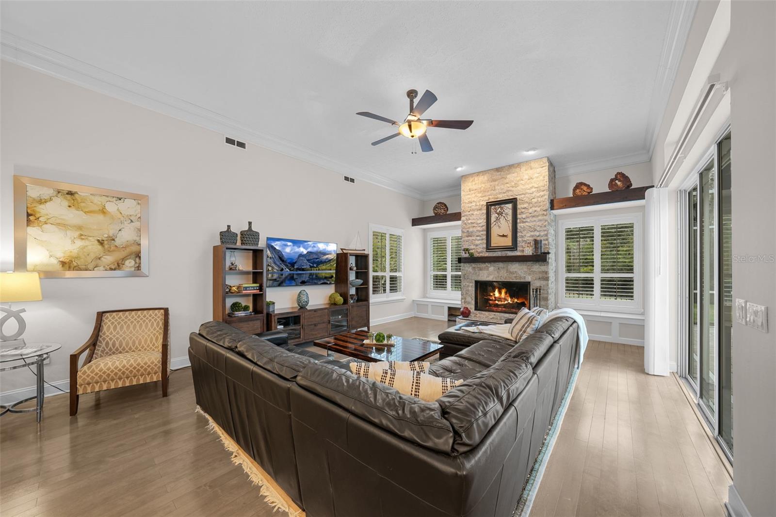 CHEVAL POLO & GOLF CL PHAS - Residential